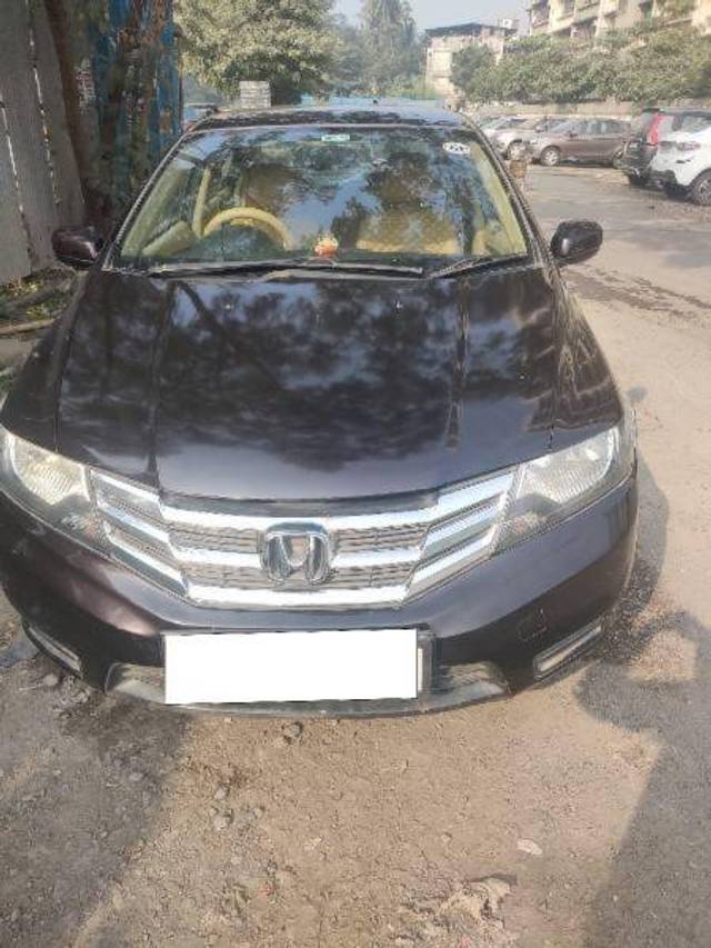 https://images10.gaadi.com/usedcar_image/4218492/original/2b3f0503a2e0418c8308a203a85d77cc.jpg?imwidth=6400