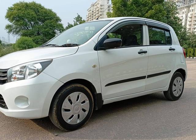 https://images10.gaadi.com/usedcar_image/4218539/original/processed_6063e4e4dfef6f1af598275a617c5cb1.jpg?imwidth=6400