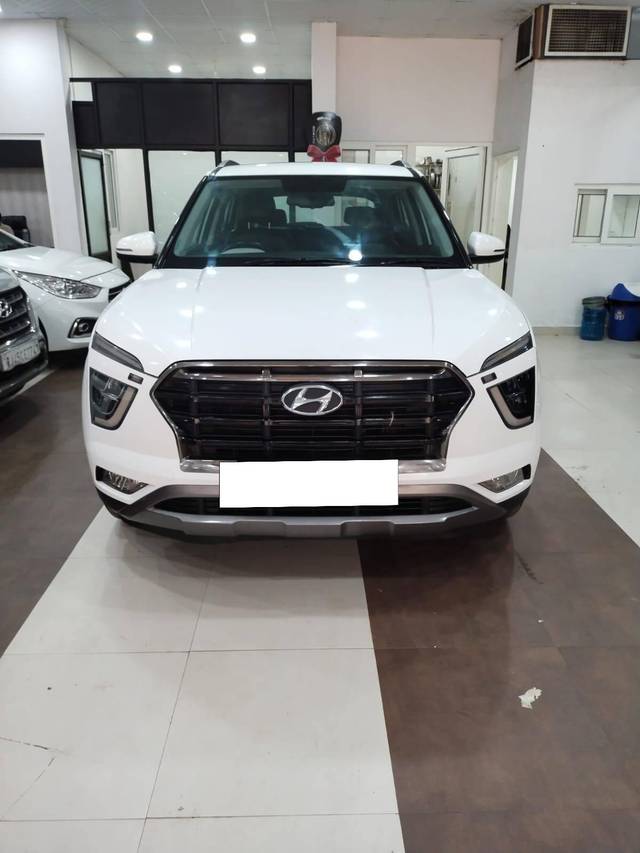 https://images10.gaadi.com/usedcar_image/4218547/original/processed_82201de7dd14ebde5db97bb841dc67bb.jpg?imwidth=6402