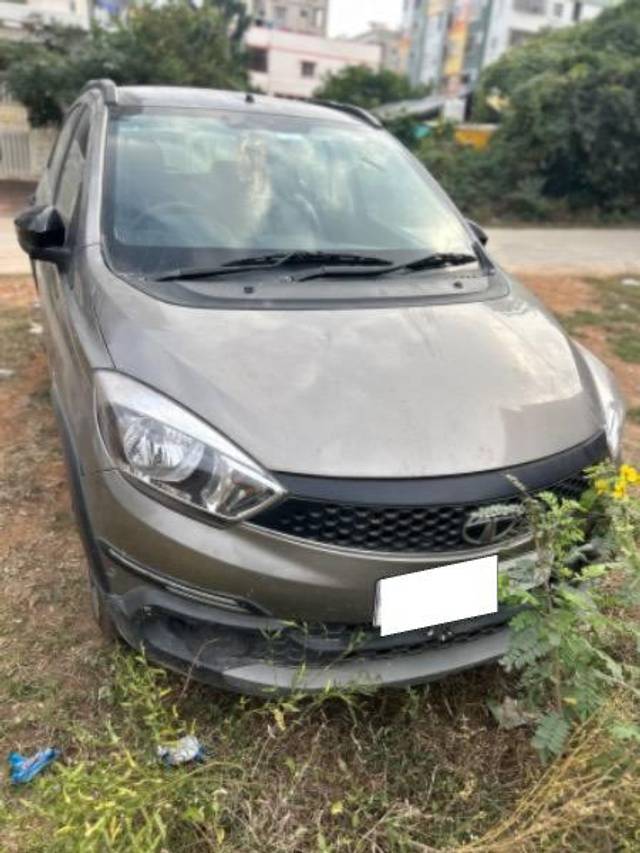 https://images10.gaadi.com/usedcar_image/4218625/original/processed_45e5181c-6852-41a6-b144-bc7b3b54ee95.jpeg?imwidth=6400