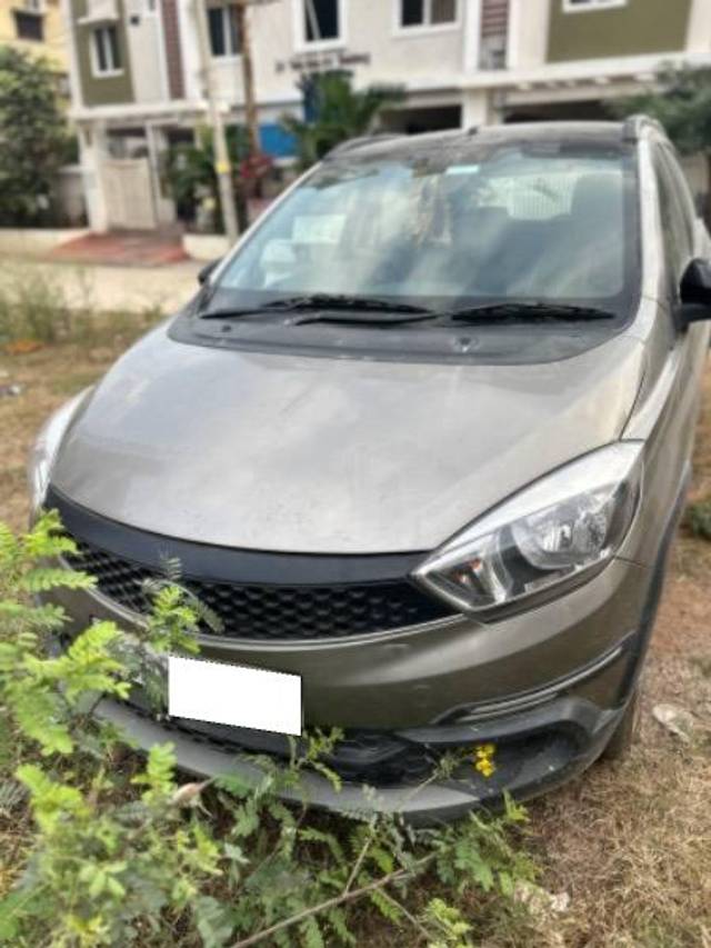 https://images10.gaadi.com/usedcar_image/4218625/original/processed_98d09094-6a68-4cb7-9e2d-5cd2962af6dd.jpeg?imwidth=6401