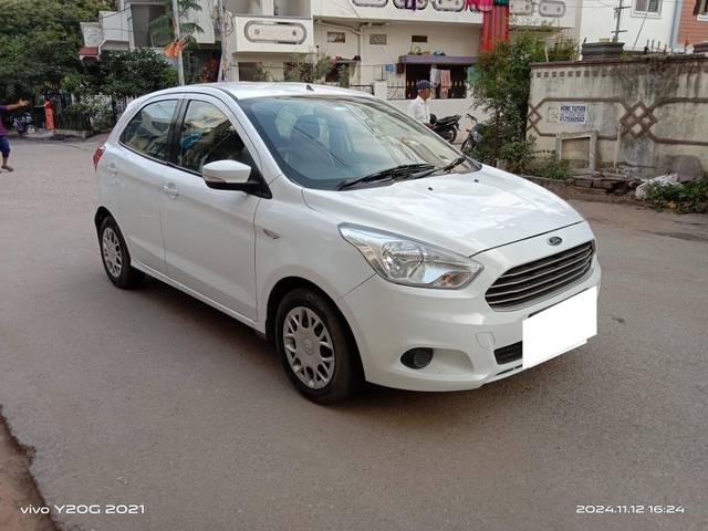 https://images10.gaadi.com/usedcar_image/4218758/original/processed_3091313415102b2387de6c1648827ab5.jpg?imwidth=6400