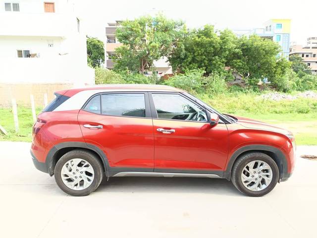 https://images10.gaadi.com/usedcar_image/4218805/original/processed_7c127c0fdd287f341bd2d8299761a848.jpg?imwidth=6401