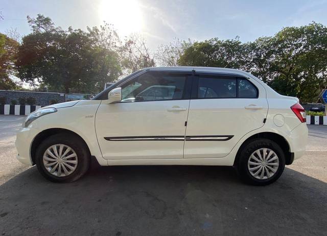 https://images10.gaadi.com/usedcar_image/4218836/original/processed_67d76a4e04f5ddc3fc15cae4ab00c0af.jpeg?imwidth=6402