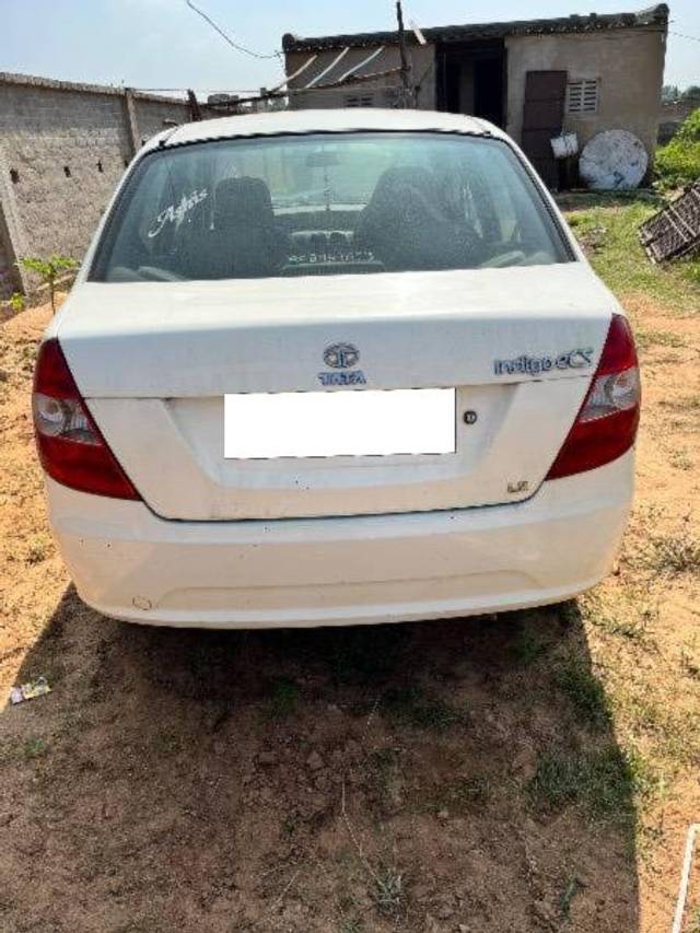 https://images10.gaadi.com/usedcar_image/4219131/original/processed_8ad1f78f-aea1-4b19-aecb-bf3b7ff578ef.jpeg?imwidth=6401