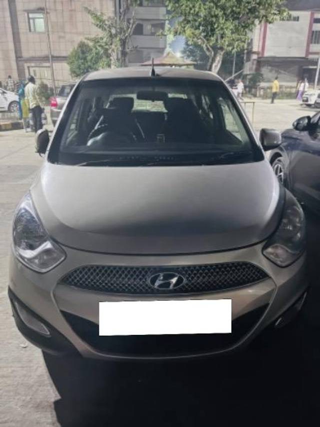 https://images10.gaadi.com/usedcar_image/4219140/original/processed_993fbfcb-1f7e-4871-9305-332ca0e8be40.jpeg?imwidth=6400