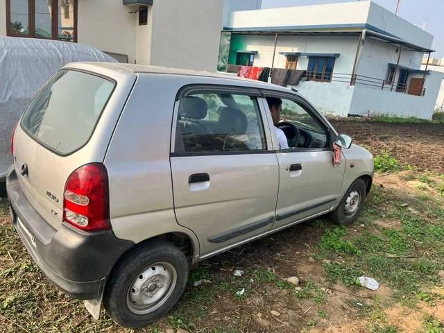 https://images10.gaadi.com/usedcar_image/4219143/original/processed_49260c32-ed54-4bed-a3ea-84d988a47620.jpg?imwidth=6402