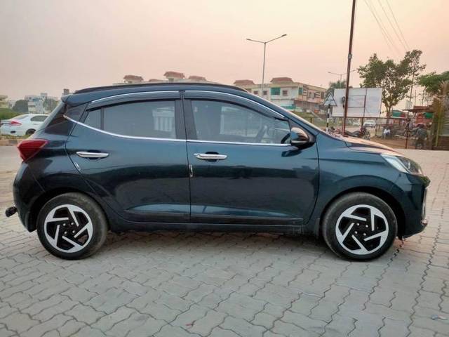 https://images10.gaadi.com/usedcar_image/4219182/original/processed_4d724bf3-b8d1-415c-a345-216d0f6c46cc.jpeg?imwidth=6401