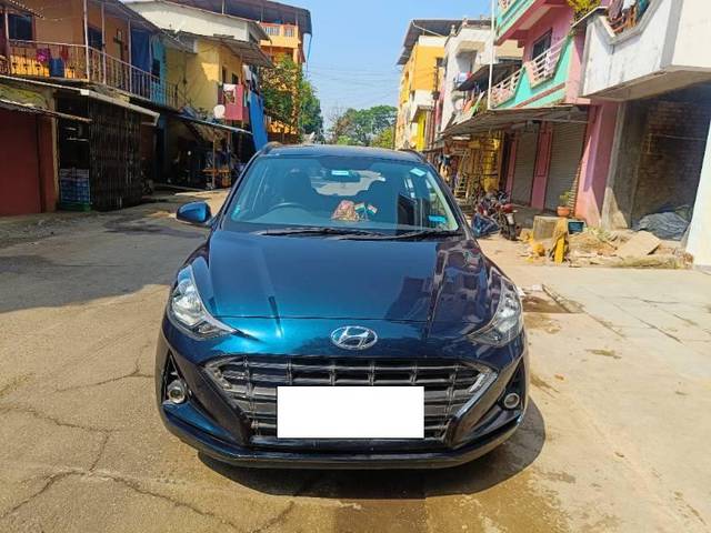 https://images10.gaadi.com/usedcar_image/4219201/original/processed_a3d5f07d-3cb7-445e-9a35-56178cfeb4e1.jpg?imwidth=6400