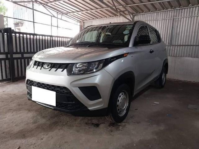 https://images10.gaadi.com/usedcar_image/4219207/original/processed_127d040f-800c-40b1-98bc-19901c2ac753.jpg?imwidth=6400