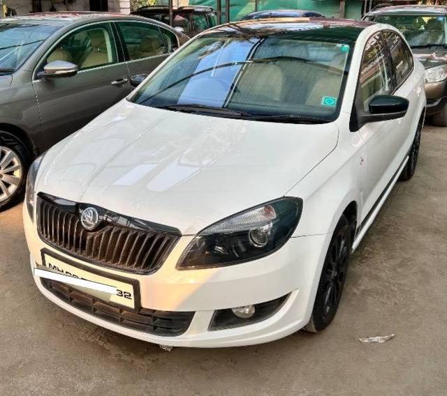 https://images10.gaadi.com/usedcar_image/4219232/original/processed_52efb078-d766-4560-a47c-8e24345d65e0.jpg?imwidth=6400