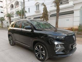 MG Hector Plus 2020-2023 MG Hector Plus Sharp Hybrid MT