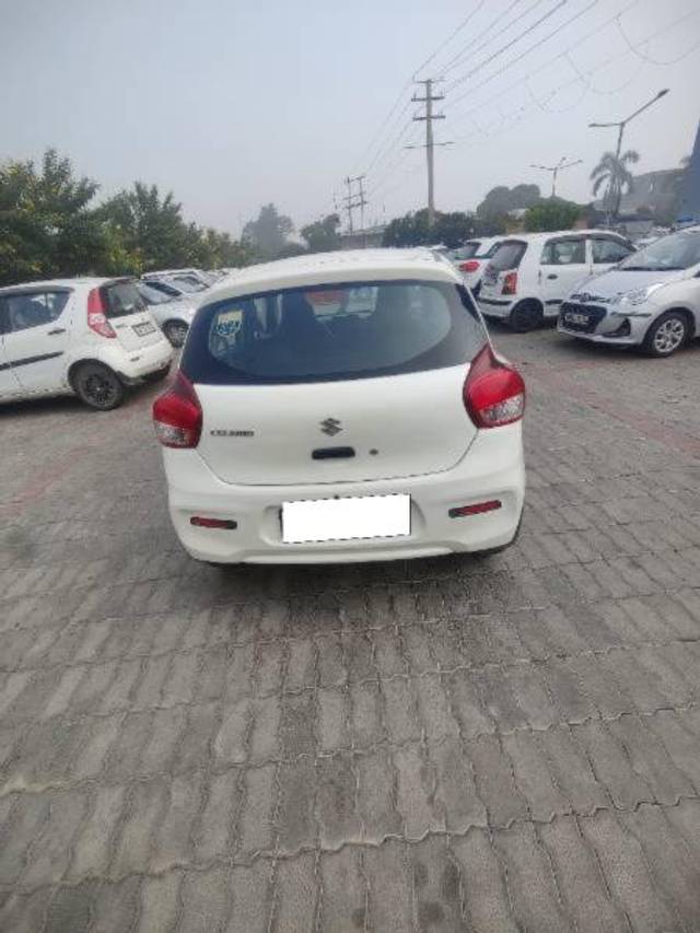 https://images10.gaadi.com/usedcar_image/4219434/original/processed_ba0ee4c9-0d31-48e6-8c53-76880e220338.jpg?imwidth=6400