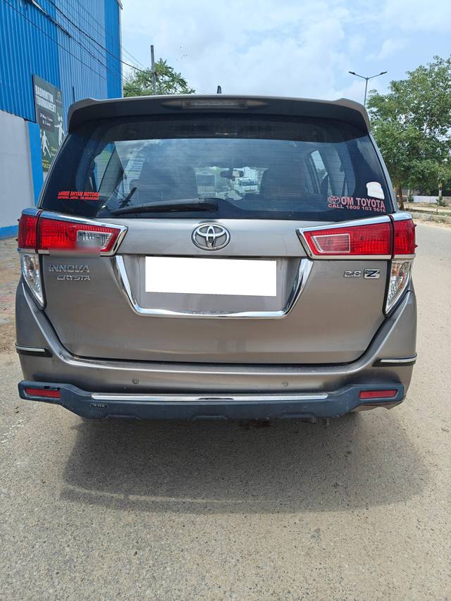 https://images10.gaadi.com/usedcar_image/4219468/original/processed_52f83385f081d65101aa4d01cd5d0240.jpg?imwidth=6401