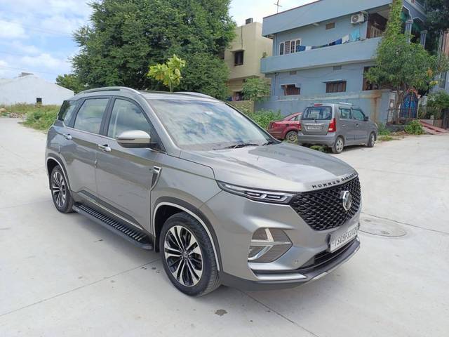 https://images10.gaadi.com/usedcar_image/4219611/original/processed_1ce58261d0e7c7f481e83f29a2e2669f.jpg?imwidth=6400