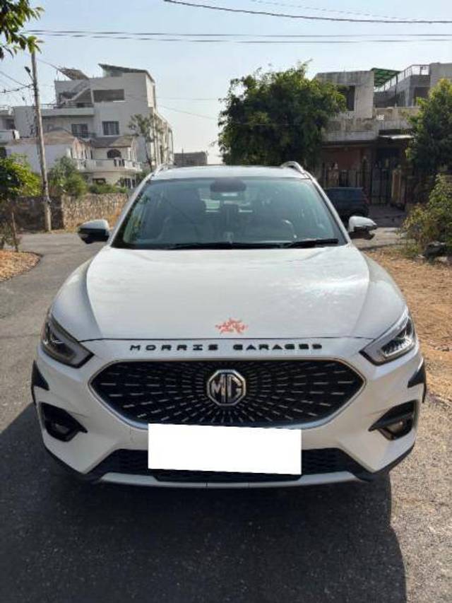 https://images10.gaadi.com/usedcar_image/4219719/original/09fe3b297abbf73fcdd596ee96ef949b.jpeg?imwidth=6400