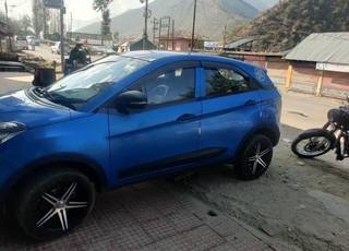 Tata Nexon 2017-2020 Tata Nexon 1.2 Revotron XM