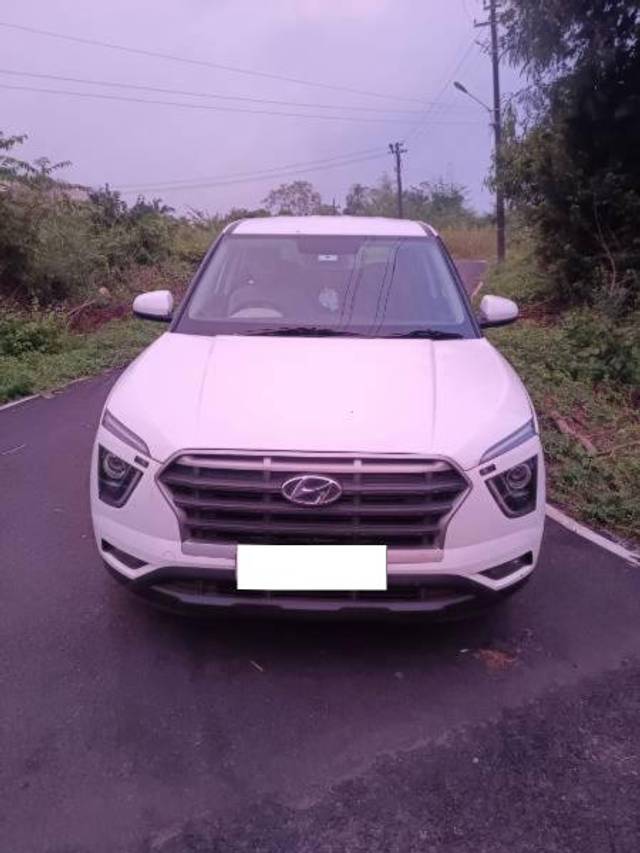 https://images10.gaadi.com/usedcar_image/4219899/original/processed_9636b8f8-f520-4a6e-bec1-0b0840221281.jpg?imwidth=6400