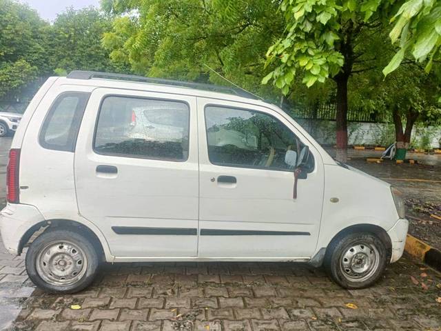 https://images10.gaadi.com/usedcar_image/4219988/original/f9f26d9cc54479e9e18f3bf1b7f8a58b.jpg?imwidth=6400