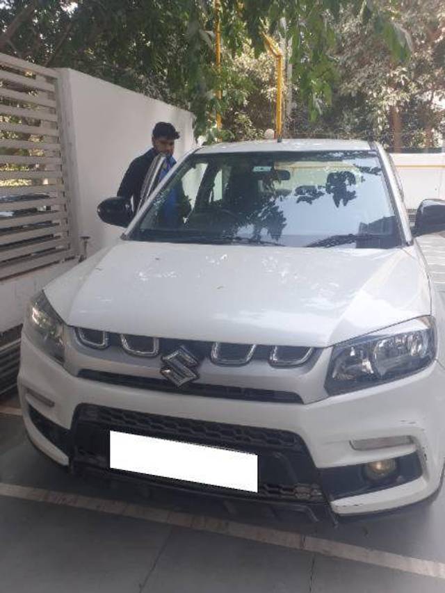 https://images10.gaadi.com/usedcar_image/4220129/original/af6d39930547079aa223010c4d5a8207.jpg?imwidth=6400