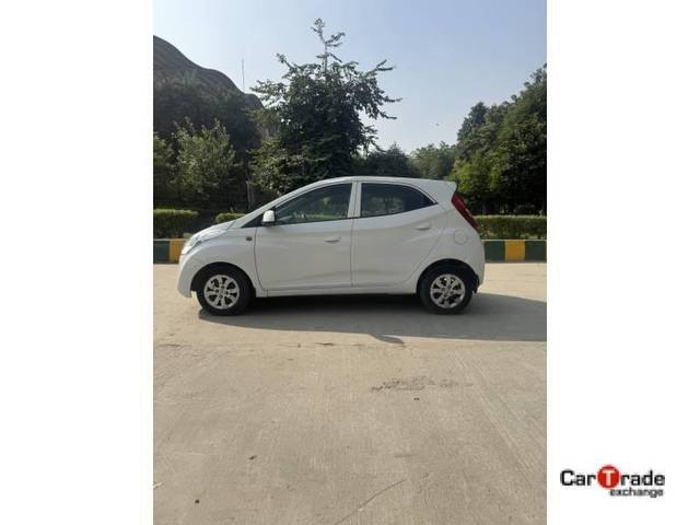 https://images10.gaadi.com/usedcar_image/4220165/original/processed_664f896ee2e02793a487996d97feef06.jpg?imwidth=6402