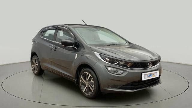 https://images10.gaadi.com/usedcar_image/4220171/original/718a181ea3f3464e95d2b724e113b3c2.jpg?imwidth=6400