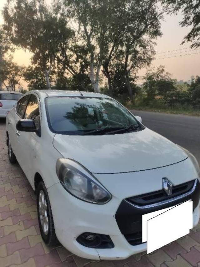 https://images10.gaadi.com/usedcar_image/4220177/original/processed_20a24acc-f5cb-4926-9592-2450fe774f19.jpg?imwidth=6400