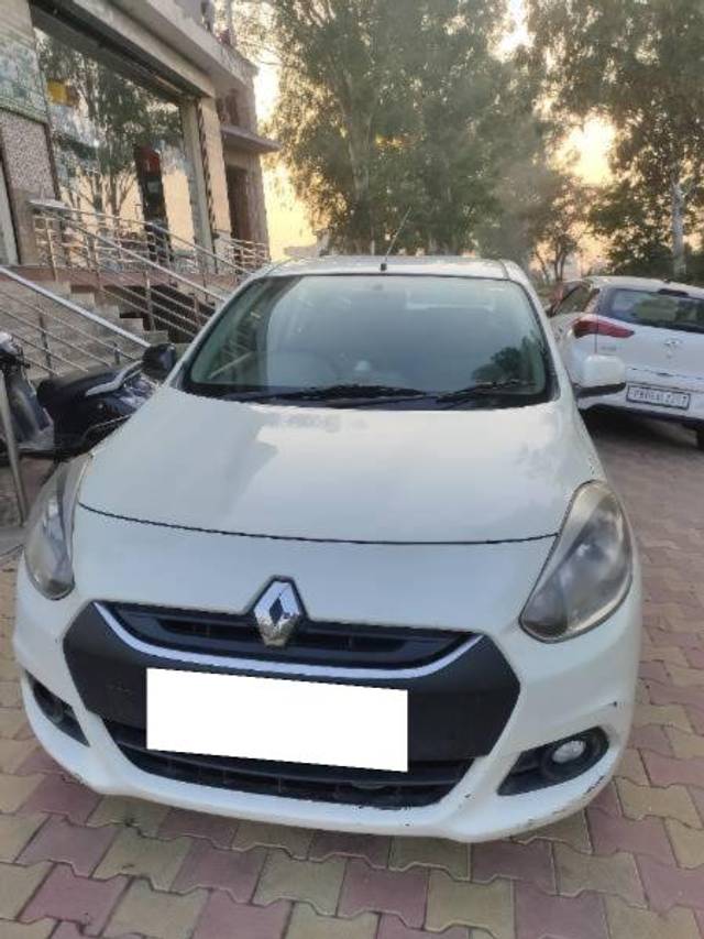 https://images10.gaadi.com/usedcar_image/4220177/original/processed_b30c0a00-7a23-41c0-929f-99797bdf1a58.jpg?imwidth=6401