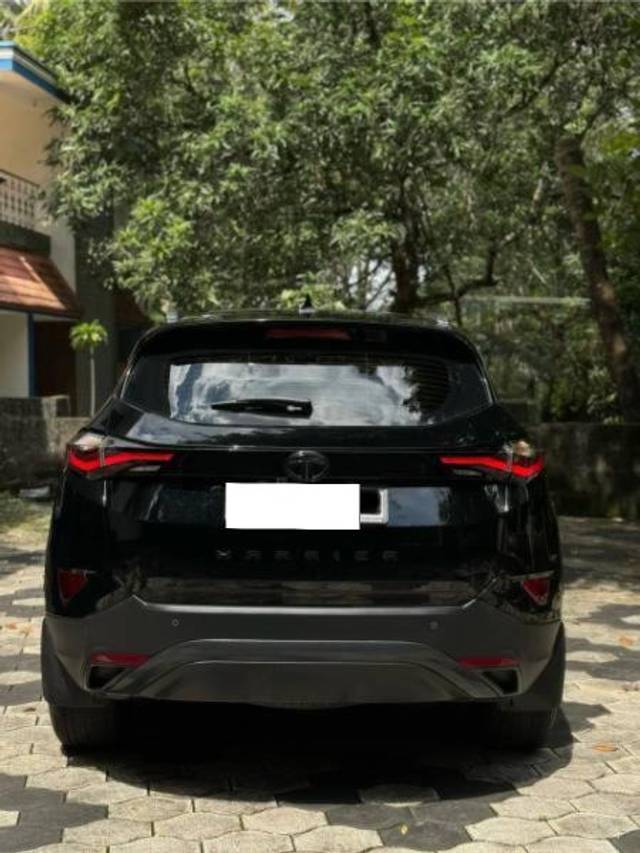 https://images10.gaadi.com/usedcar_image/4220183/original/processed_0f9b5979-7657-4380-a8d8-06cbcad18ef4.jpeg?imwidth=6402