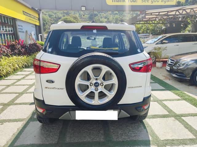 https://images10.gaadi.com/usedcar_image/4220246/original/processed_28469d125a472533b9ea015e4f104988.jpg?imwidth=6402