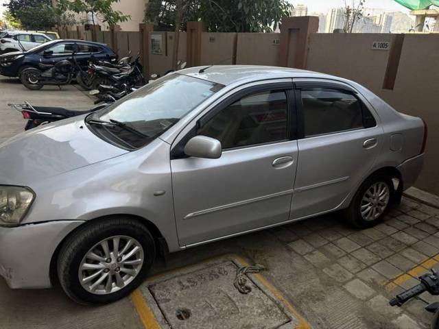 https://images10.gaadi.com/usedcar_image/4220248/original/processed_2baf2883-00bf-4ac2-bc89-25a8c79a8f0e.jpeg?imwidth=6402