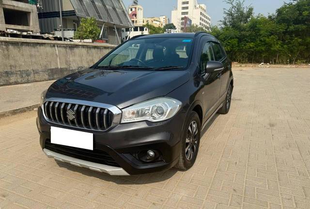 https://images10.gaadi.com/usedcar_image/4220264/original/processed_35b22069251818f0295b986edcd2cc91.jpg?imwidth=6402