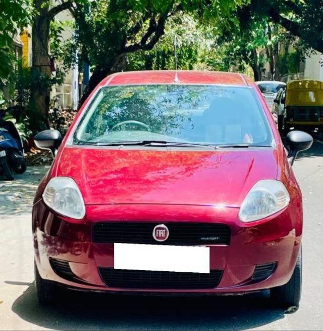 https://images10.gaadi.com/usedcar_image/4220311/original/9c4aacf3c50cbad4829ba20988bf5434.jpg?imwidth=6400