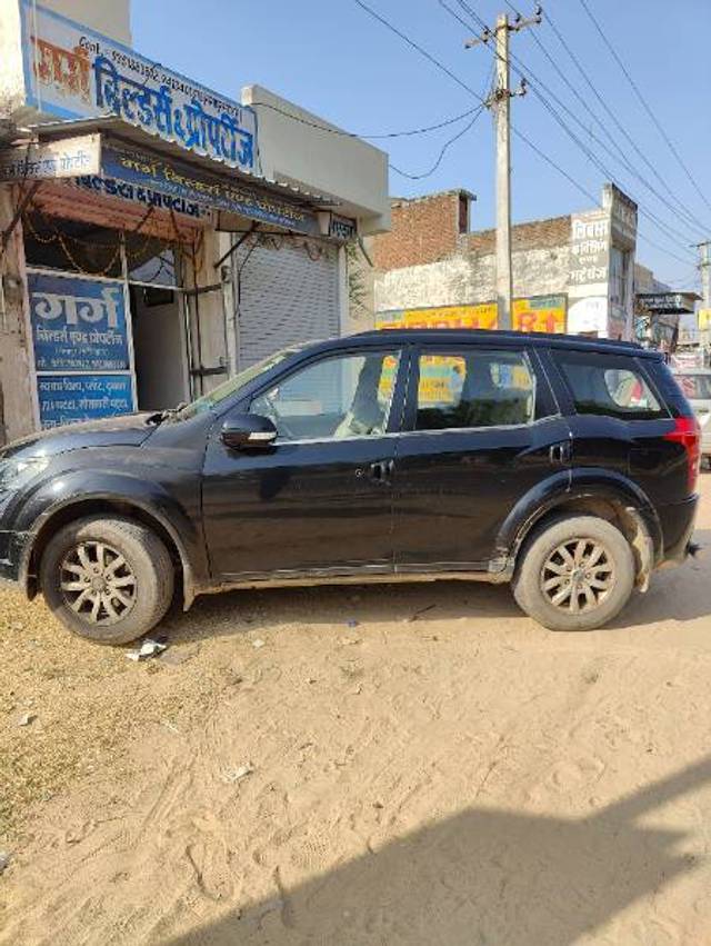 https://images10.gaadi.com/usedcar_image/4220383/original/5768683b369c0e0af09bfe993aaccce0.jpg?imwidth=6402