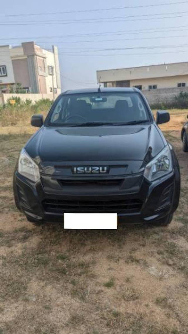 https://images10.gaadi.com/usedcar_image/4220424/original/processed_b256f21d-1039-4d3c-8157-ee0c42db85d0.jpeg?imwidth=6400