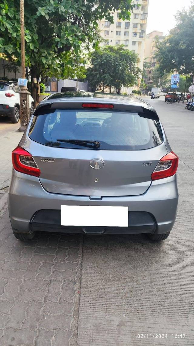 https://images10.gaadi.com/usedcar_image/4220588/original/processed_62a41cad276ab6841b137367d13163e2.jpg?imwidth=6401