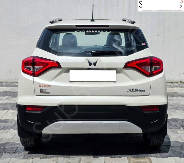 https://images10.gaadi.com/usedcar_image/4220608/original/processed_54c2dd43897b453e39f05c4e3d8c17fe.jpg?imwidth=6401