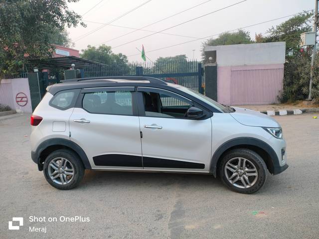 https://images10.gaadi.com/usedcar_image/4220615/original/processed_0f223f008da8046e6b814ca555c4be71.jpg?imwidth=6401