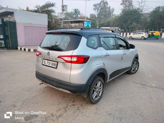 https://images10.gaadi.com/usedcar_image/4220615/original/processed_e6a4736e530ff6aac2d11caeae497206.jpg?imwidth=6402