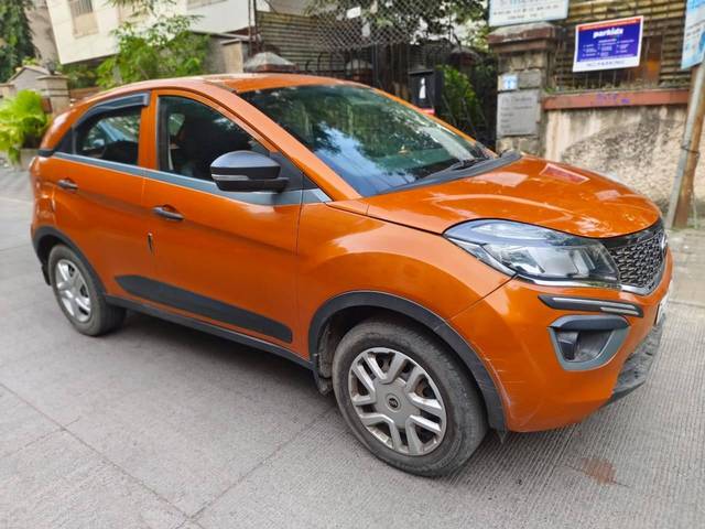 https://images10.gaadi.com/usedcar_image/4220633/original/processed_3dd2db842449cbd15e78d1b1f332b405.jpg?imwidth=6400