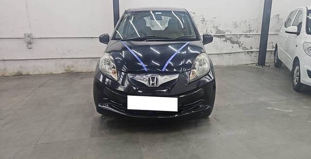 https://images10.gaadi.com/usedcar_image/4220767/original/processed_30bcd7eba96835cc1c2afc2fef55b1ef.jpg?imwidth=6401