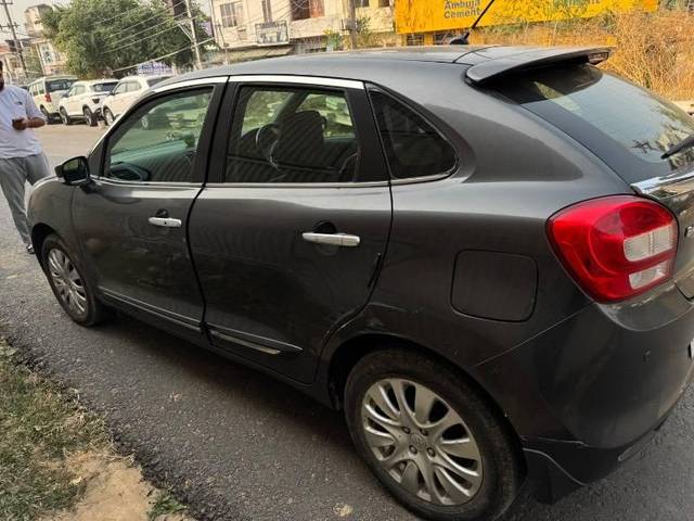 https://images10.gaadi.com/usedcar_image/4220768/original/processed_0328a82b-e5ab-4fc4-adaf-1cc1d2e05ba4.jpeg?imwidth=6402