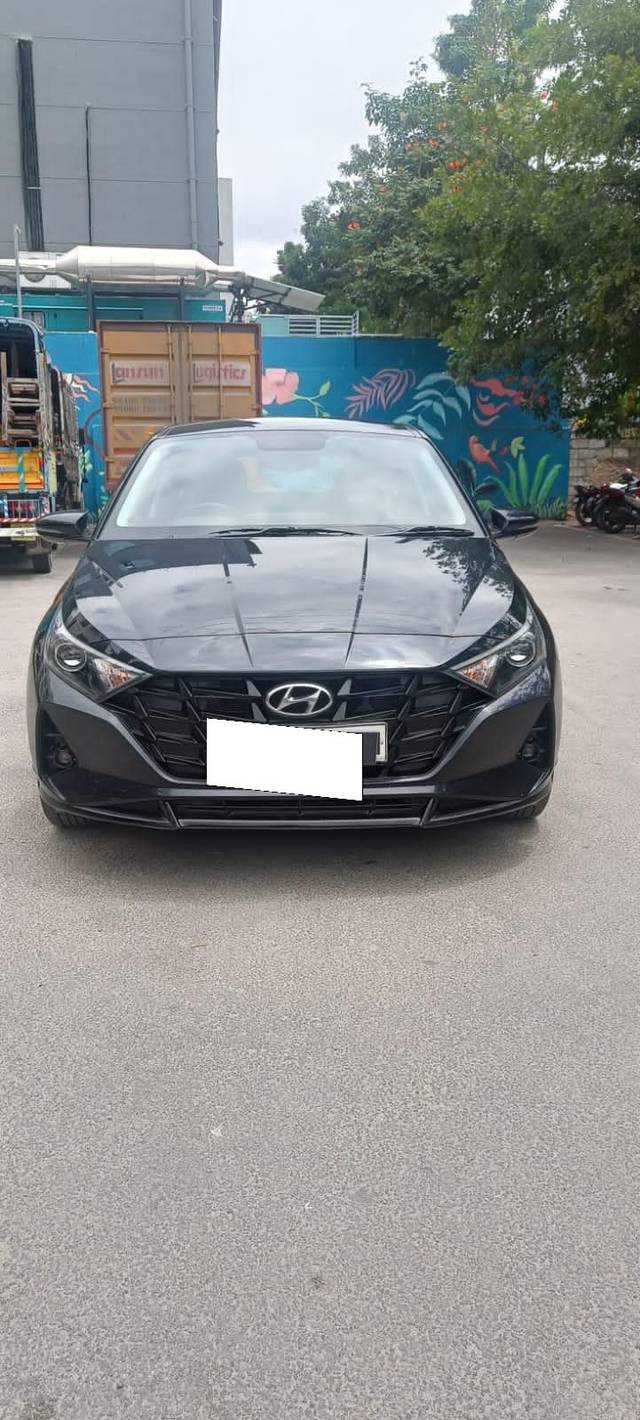 https://images10.gaadi.com/usedcar_image/4220778/original/processed_65c7fbb799006cf72f1af80586b46659.jpg?imwidth=6400