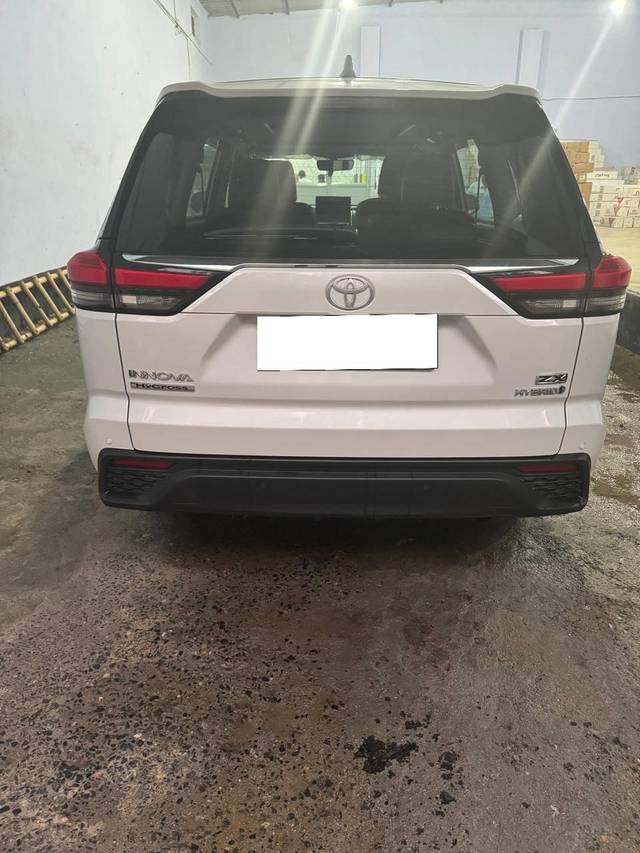 https://images10.gaadi.com/usedcar_image/4220789/original/processed_1af7f1abfa9b9a0733e56cc20272bc00.jpg?imwidth=6402