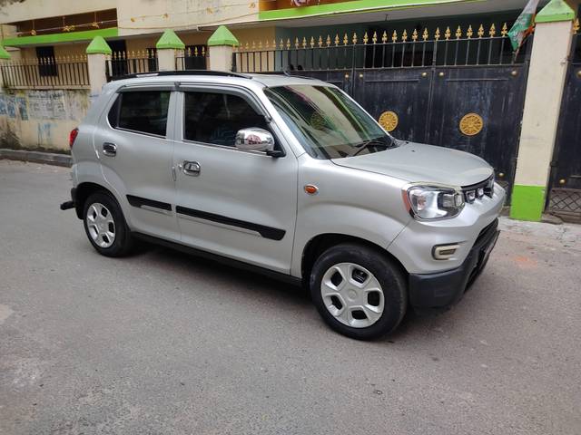 https://images10.gaadi.com/usedcar_image/4220804/original/processed_deba05c60cce05d3214b63daa564d557.jpg?imwidth=6400