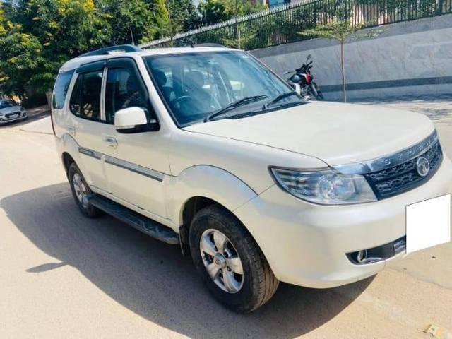 https://images10.gaadi.com/usedcar_image/4220843/original/processed_830a7bf91612ce8a34daf93e6483806e.jpg?imwidth=6400