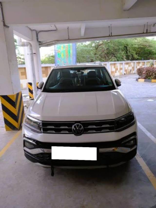 https://images10.gaadi.com/usedcar_image/4221005/original/processed_1bf0dbb0-e215-4c74-95bb-00c0e39146a4.jpg?imwidth=6400