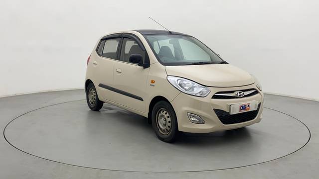 https://images10.gaadi.com/usedcar_image/4221024/original/701218e9836a6c67c79bf7ec0de51b97.jpg?imwidth=6400