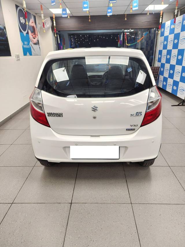 https://images10.gaadi.com/usedcar_image/4221121/original/processed_ff2241d04f517ddc4ad1c7a8dfe952cd.jpg?imwidth=6401