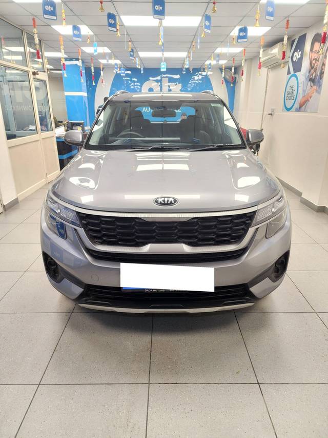 https://images10.gaadi.com/usedcar_image/4221124/original/processed_a3047fb6f2b47a7882bcfda009d5b11f.jpg?imwidth=6400